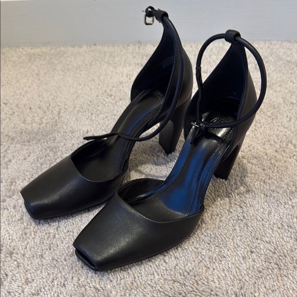ZARA Genuine Leather Heels with Ankle Strap | Size 37 (US 6.5) | Black - Picture 1 of 8